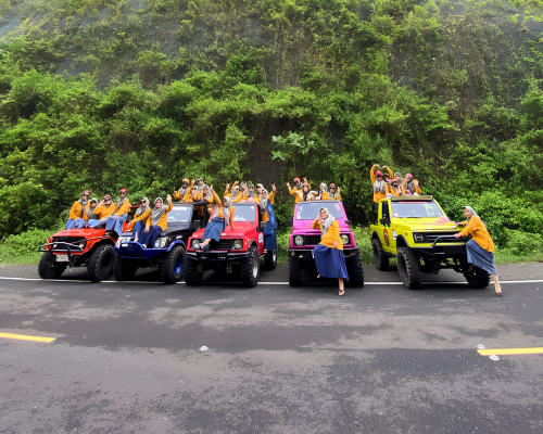 Harga Paket Jeep Pantai Timang Terbaru, Fasilitas, Rute, dan Cara Booking
