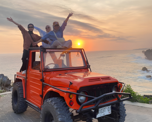 Jeep Pantai Krakal, Solusi Liburan Seru di Gunungkidul